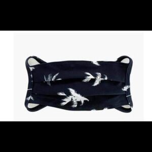 Beyond Yoga Face Mask​